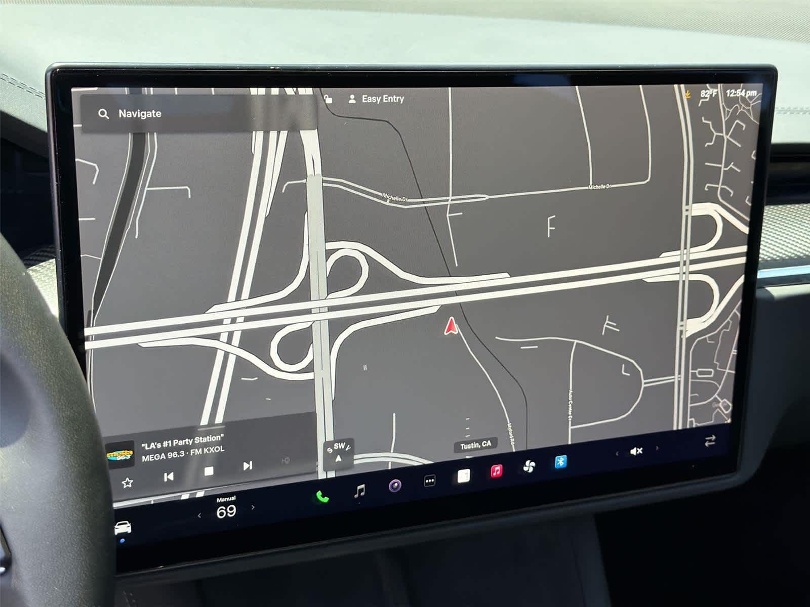 Thumbnail: 2022 Tesla Model X - 18