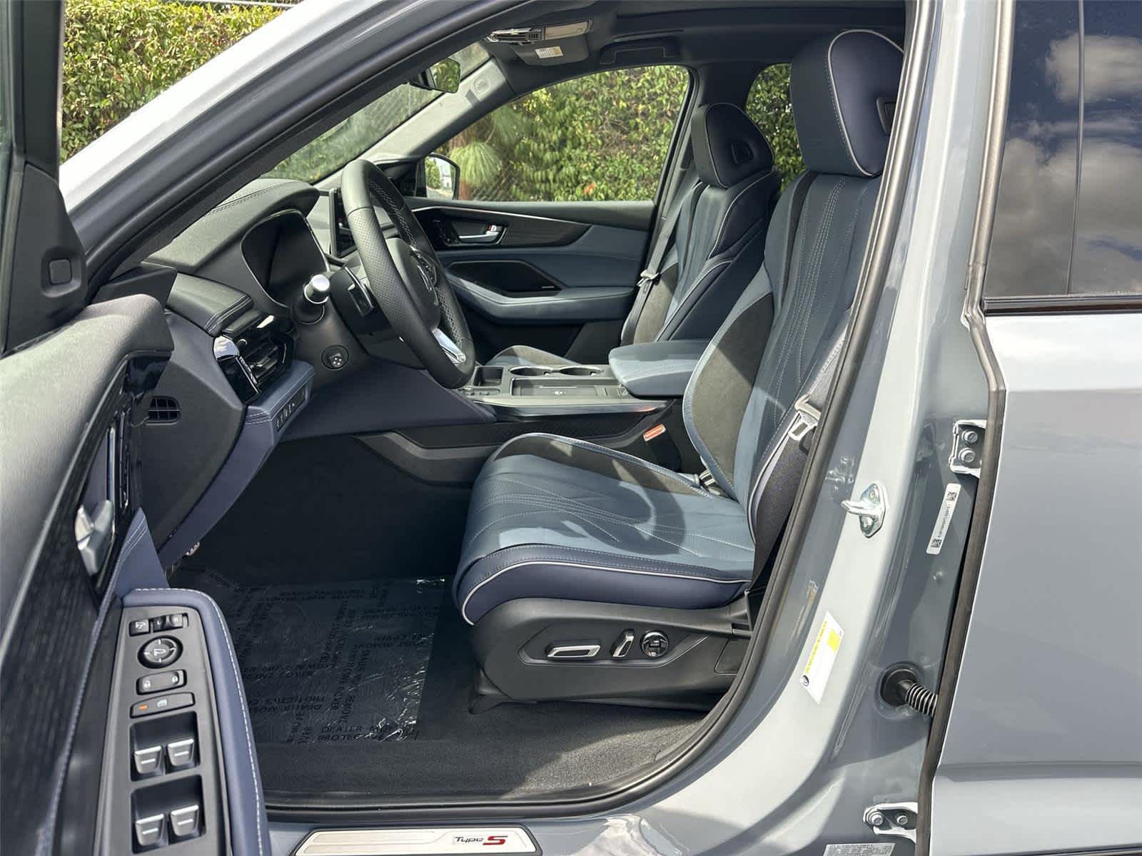 Thumbnail: 2026 Acura MDX - 11