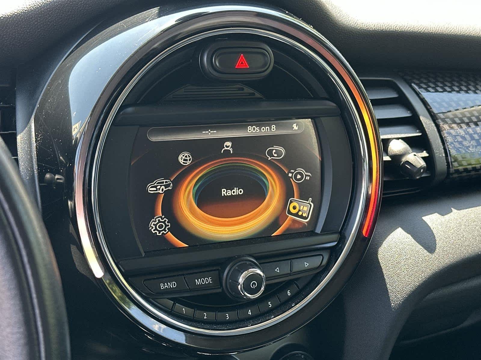 Thumbnail: 2017 MINI Cooper Hardtop - 30