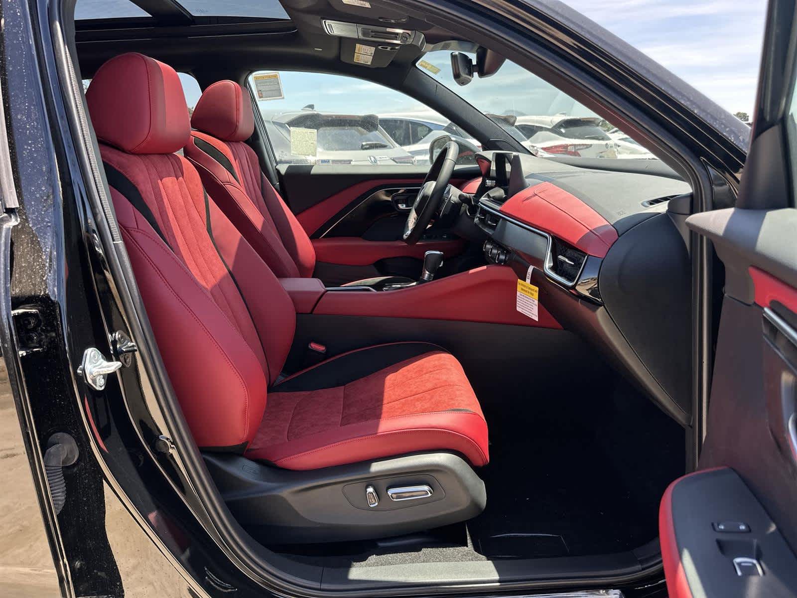 Thumbnail: 2025 Acura ADX - 14