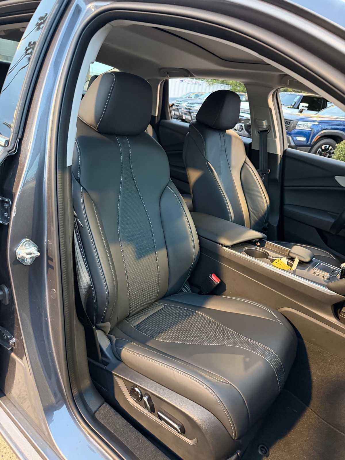 Thumbnail: 2023 Acura TLX - 14