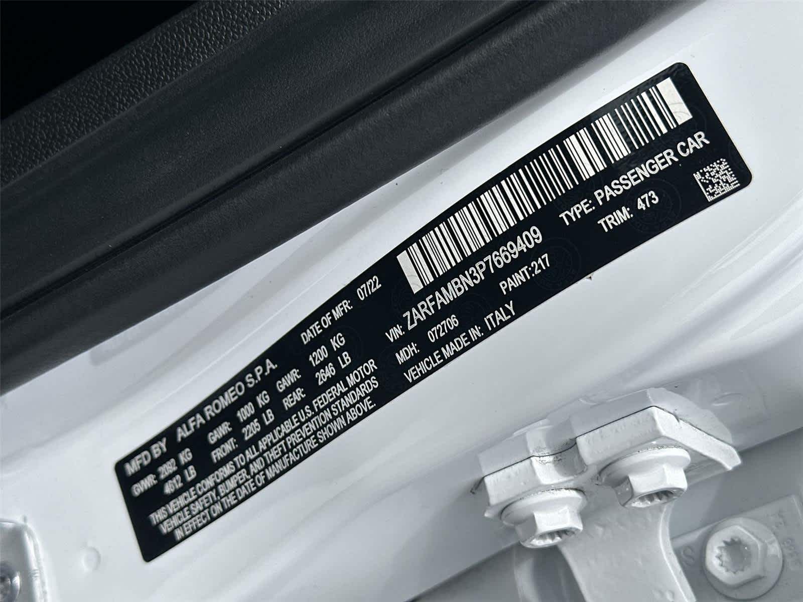 Thumbnail: 2023 Alfa Romeo Giulia - 22