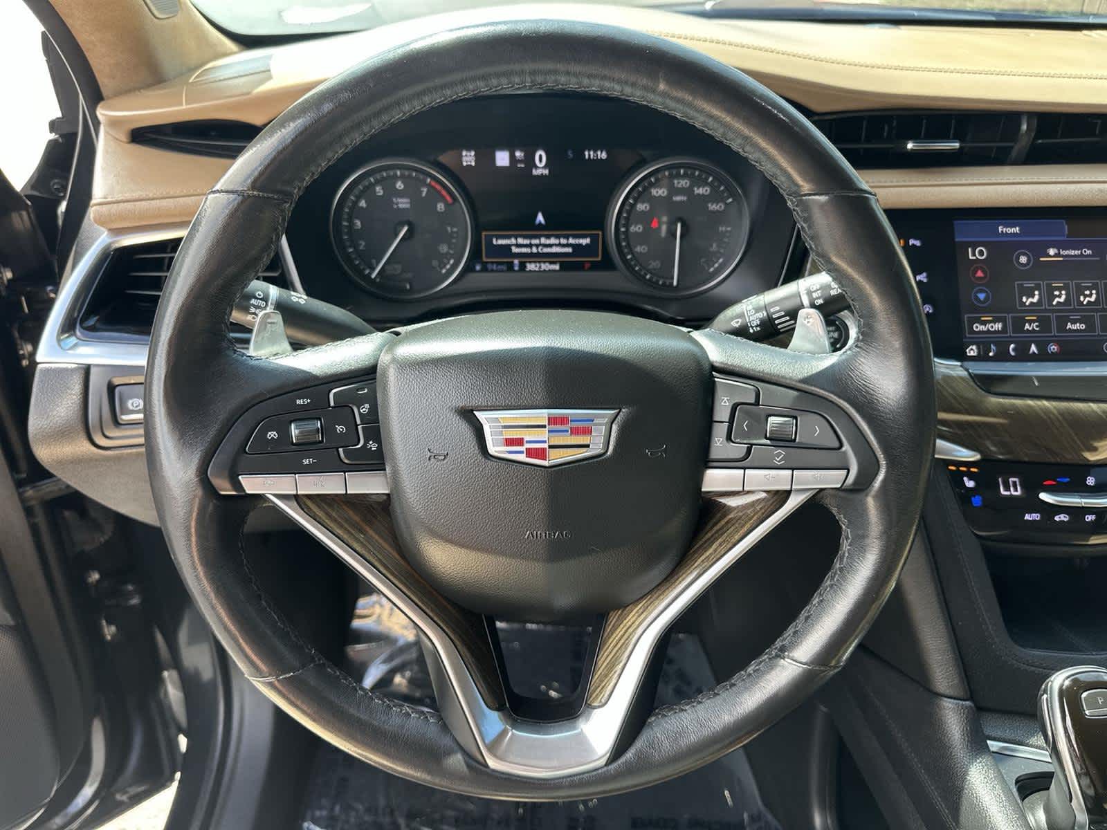 Thumbnail: 2020 Cadillac XT6 - 15