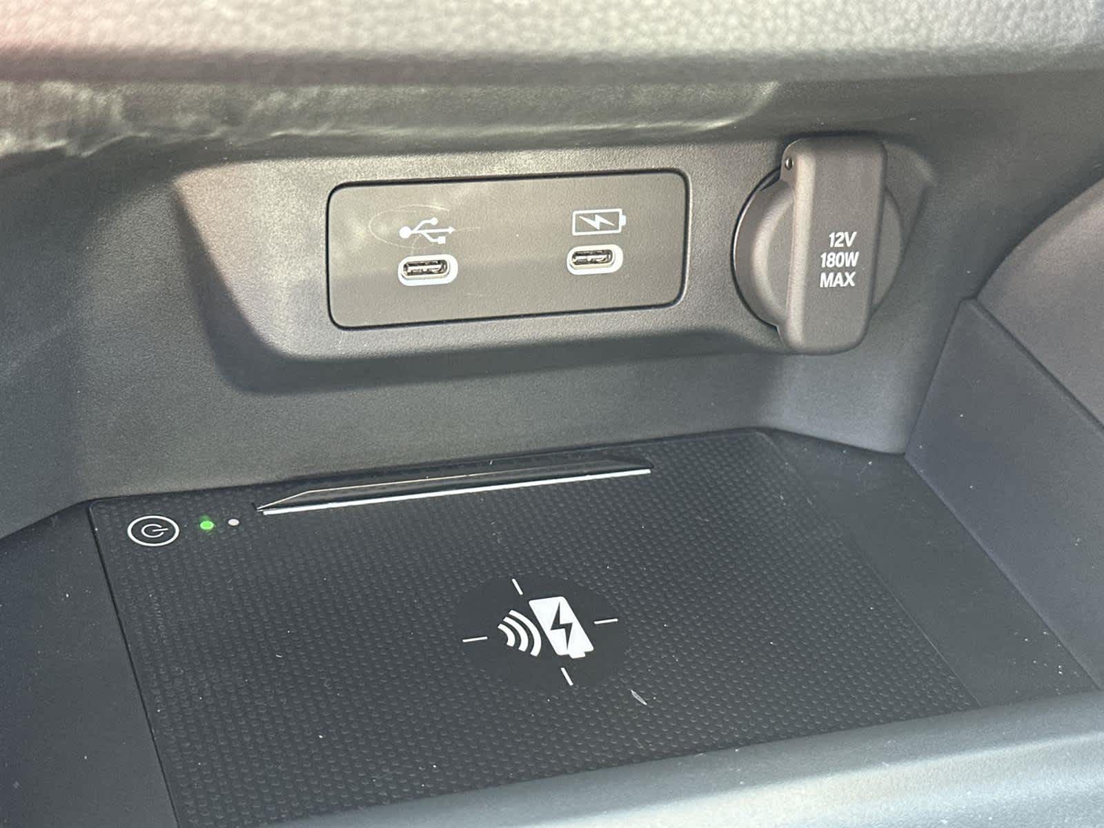 Thumbnail: 2025 Acura ADX - 26