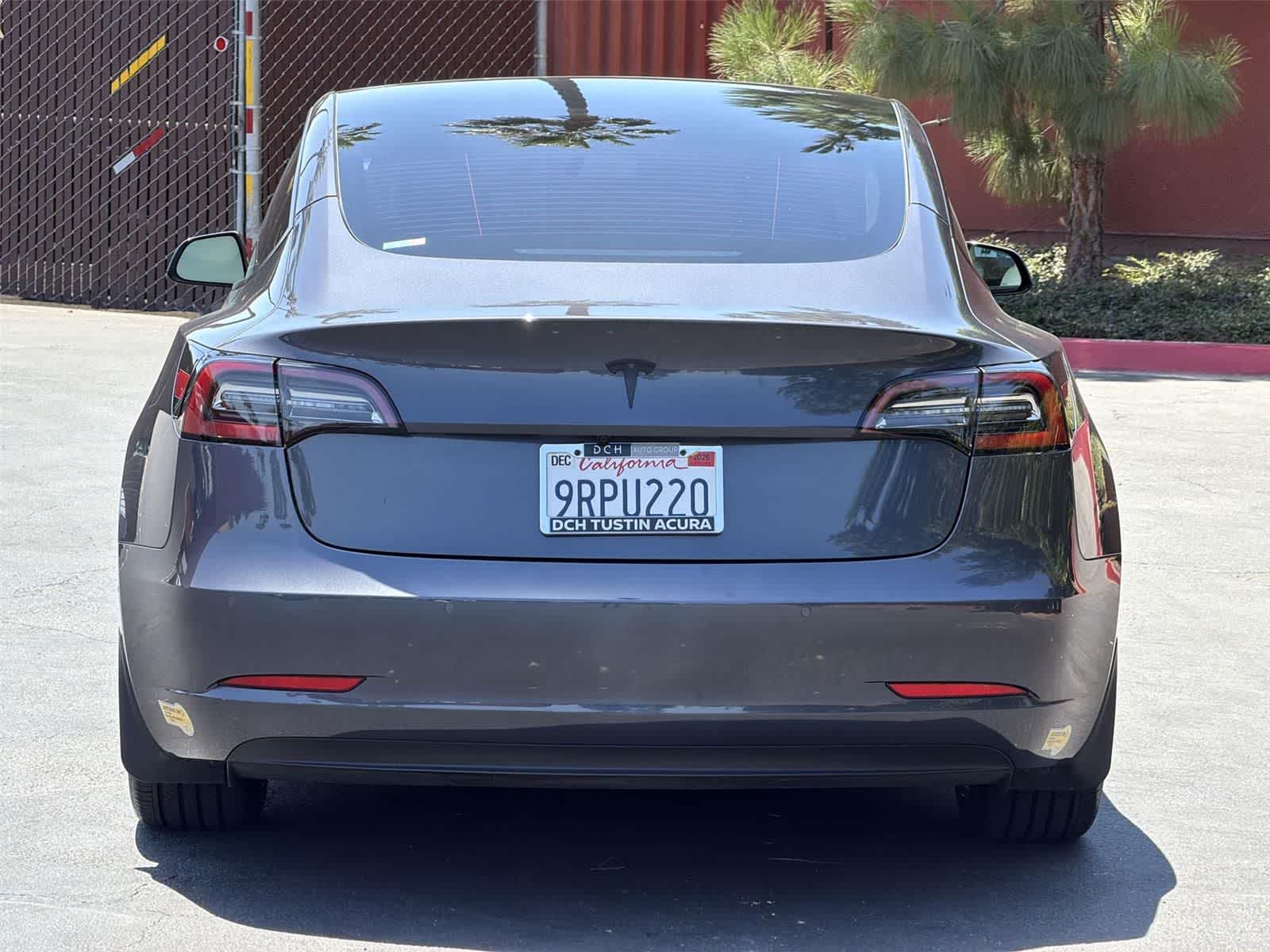 Thumbnail: 2022 Tesla Model 3 - 6