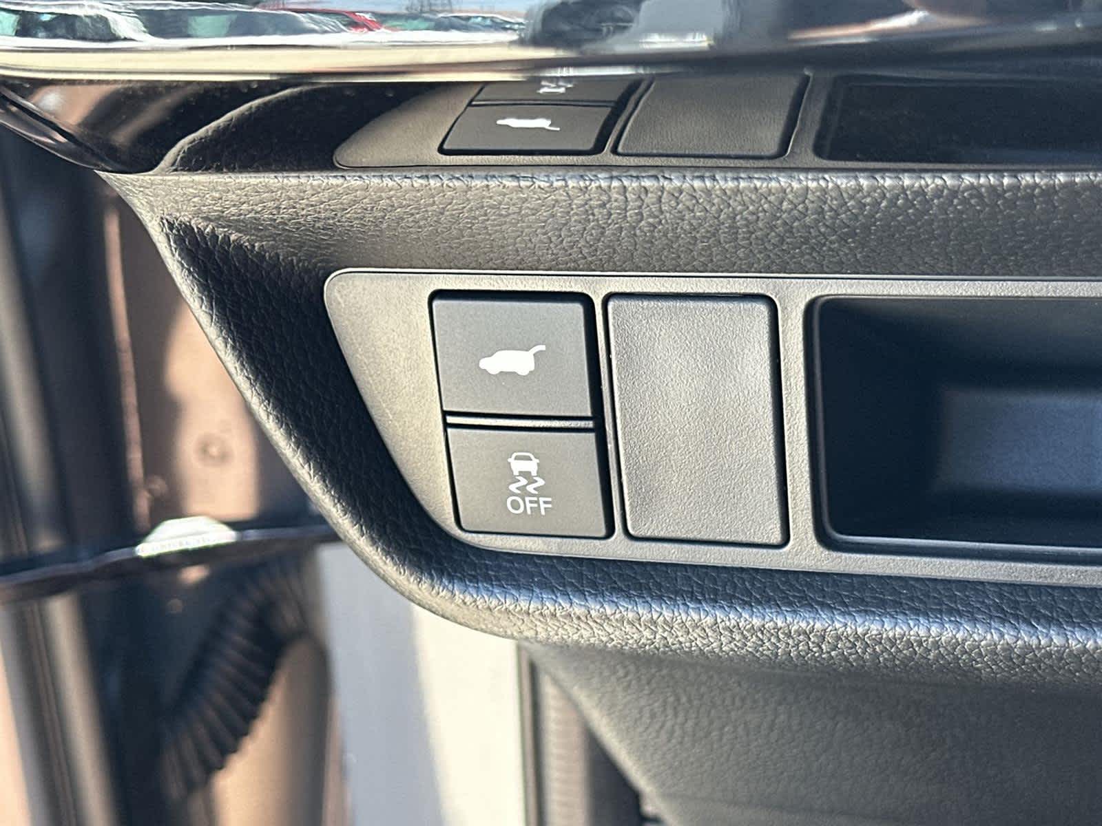 Thumbnail: 2025 Acura ADX - 26