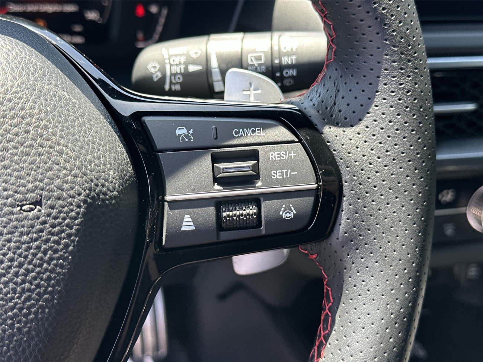 Thumbnail: 2025 Acura ADX - 24