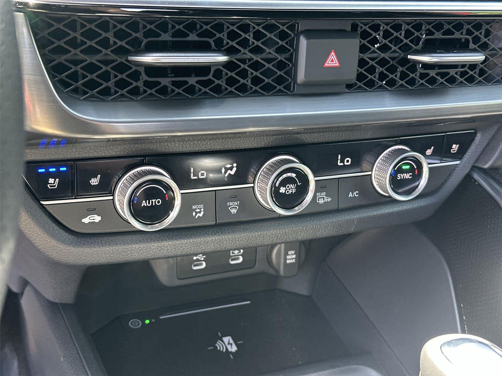 Thumbnail: 2025 Acura ADX - 27