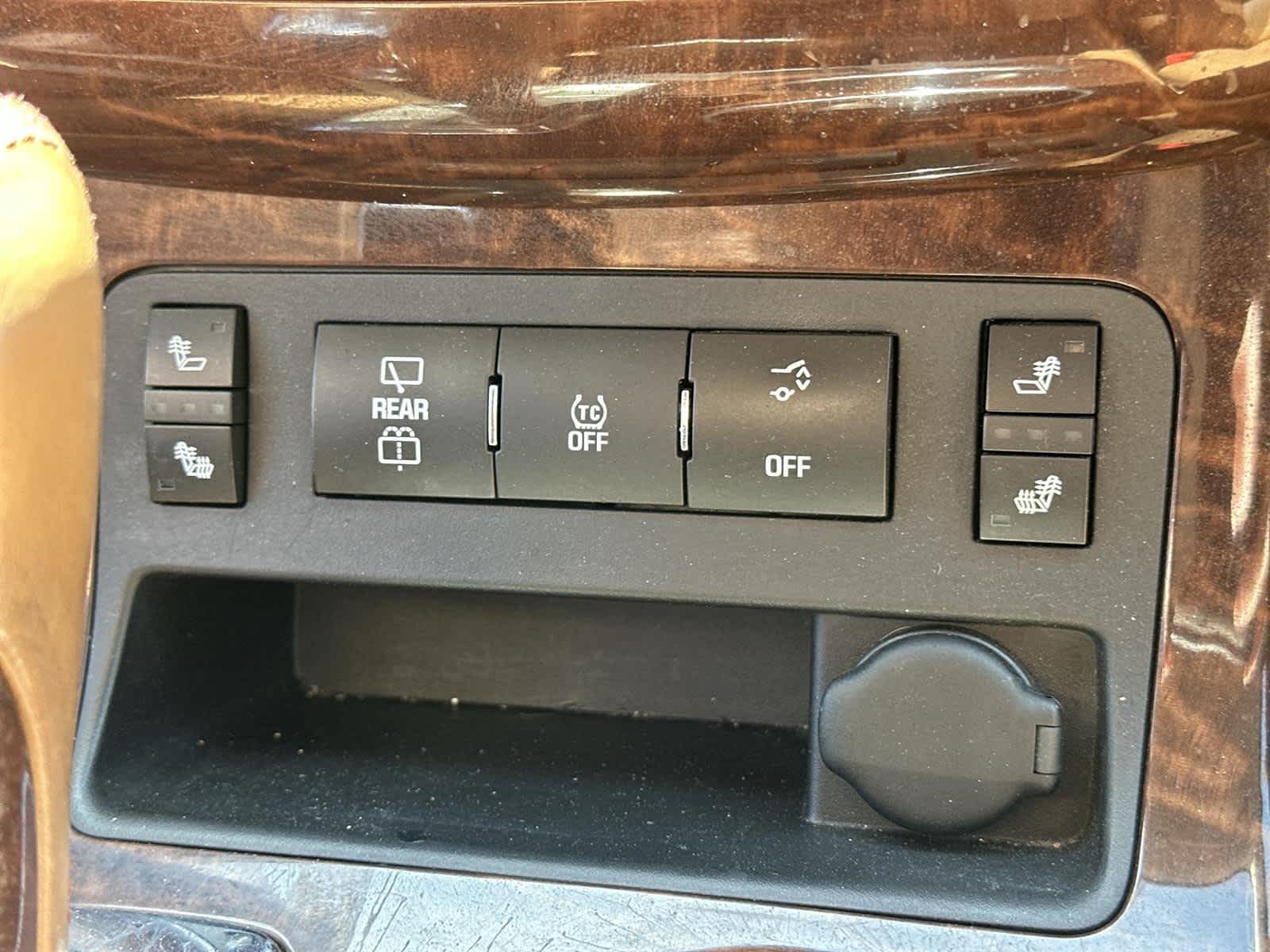 Thumbnail: 2013 Buick Enclave - 26