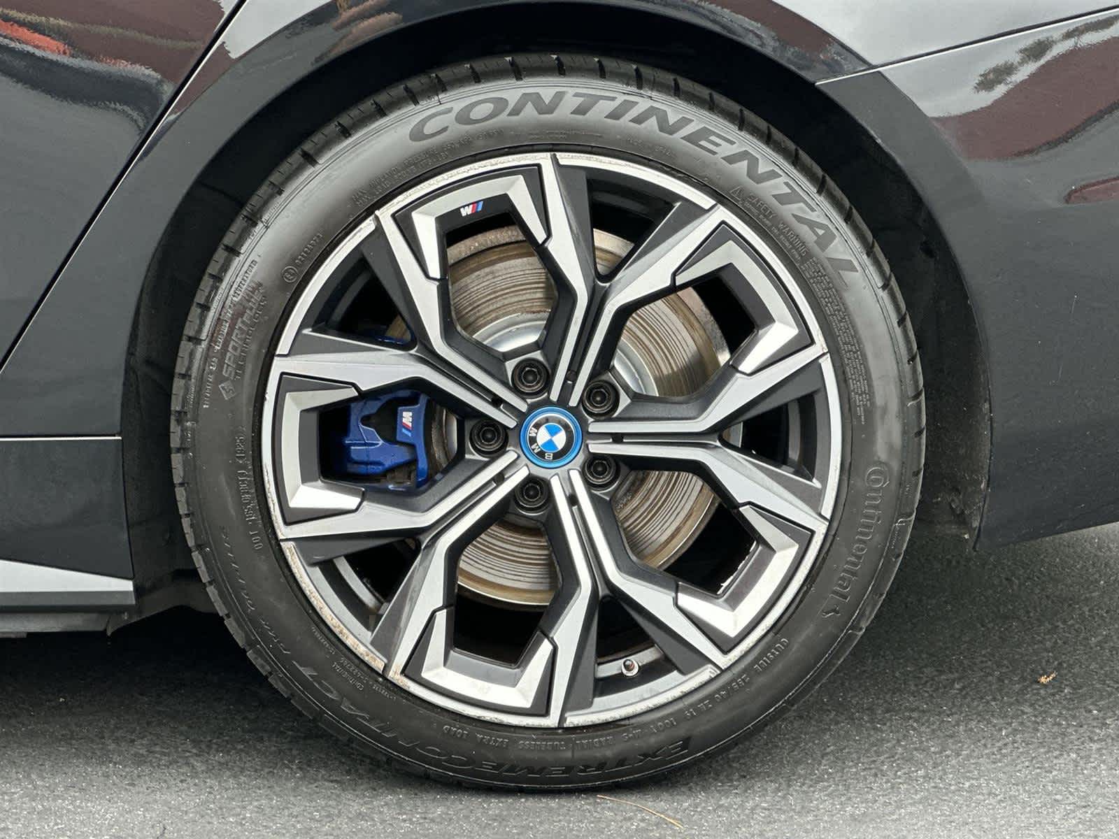 Thumbnail: 2022 BMW i4 - 8