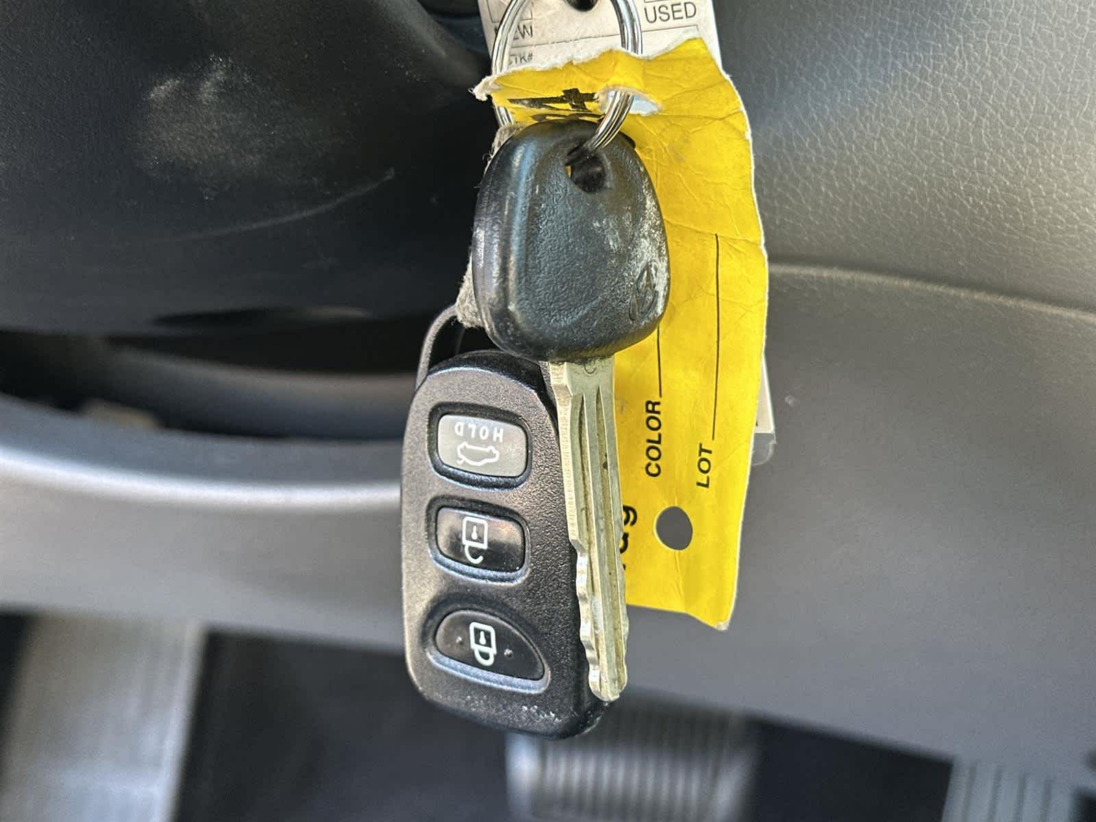 Thumbnail: 2011 Hyundai Elantra - 21