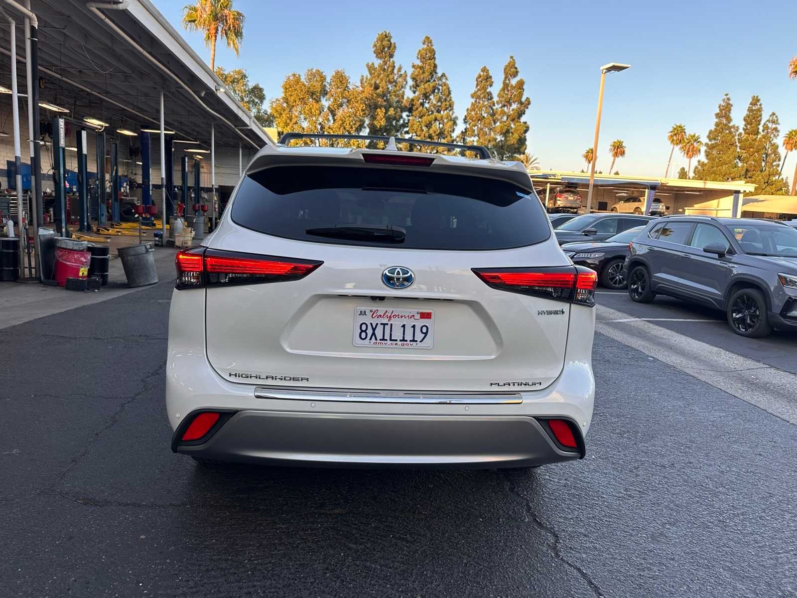 Thumbnail: 2021 Toyota Highlander - 4