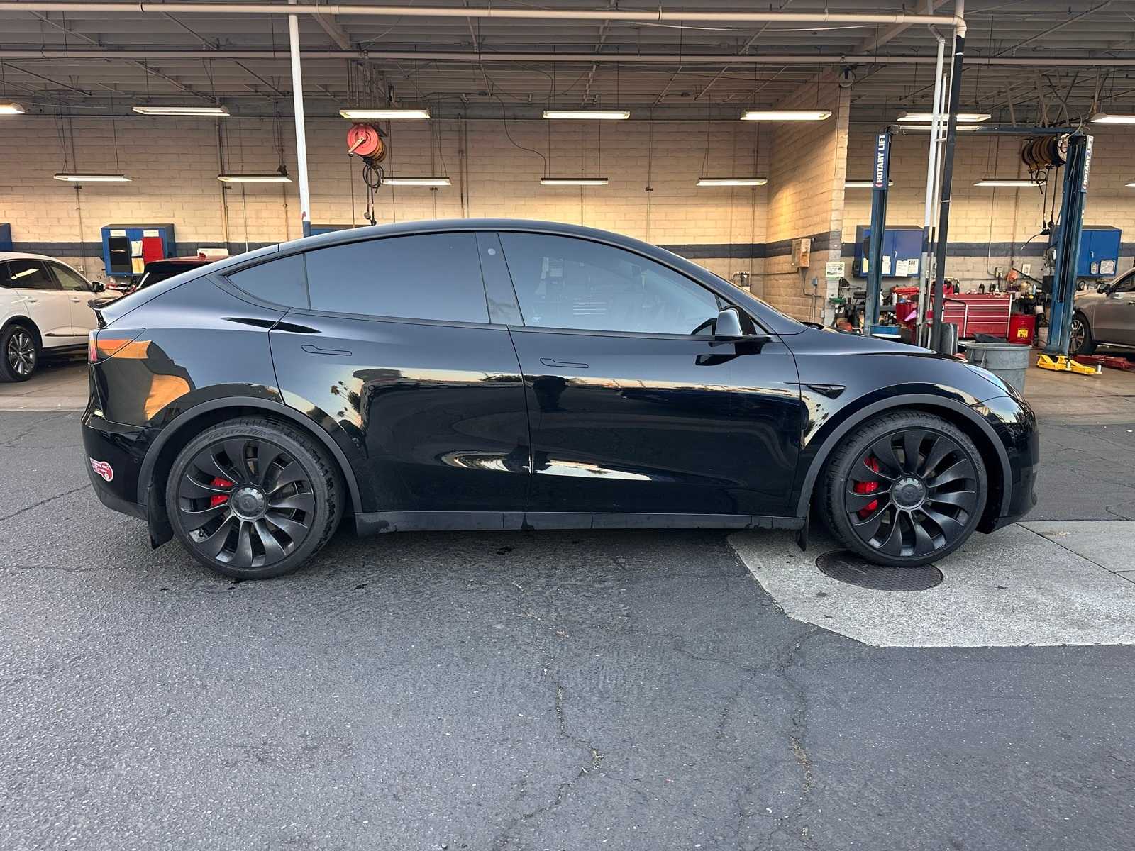 Thumbnail: 2022 Tesla Model Y - 6