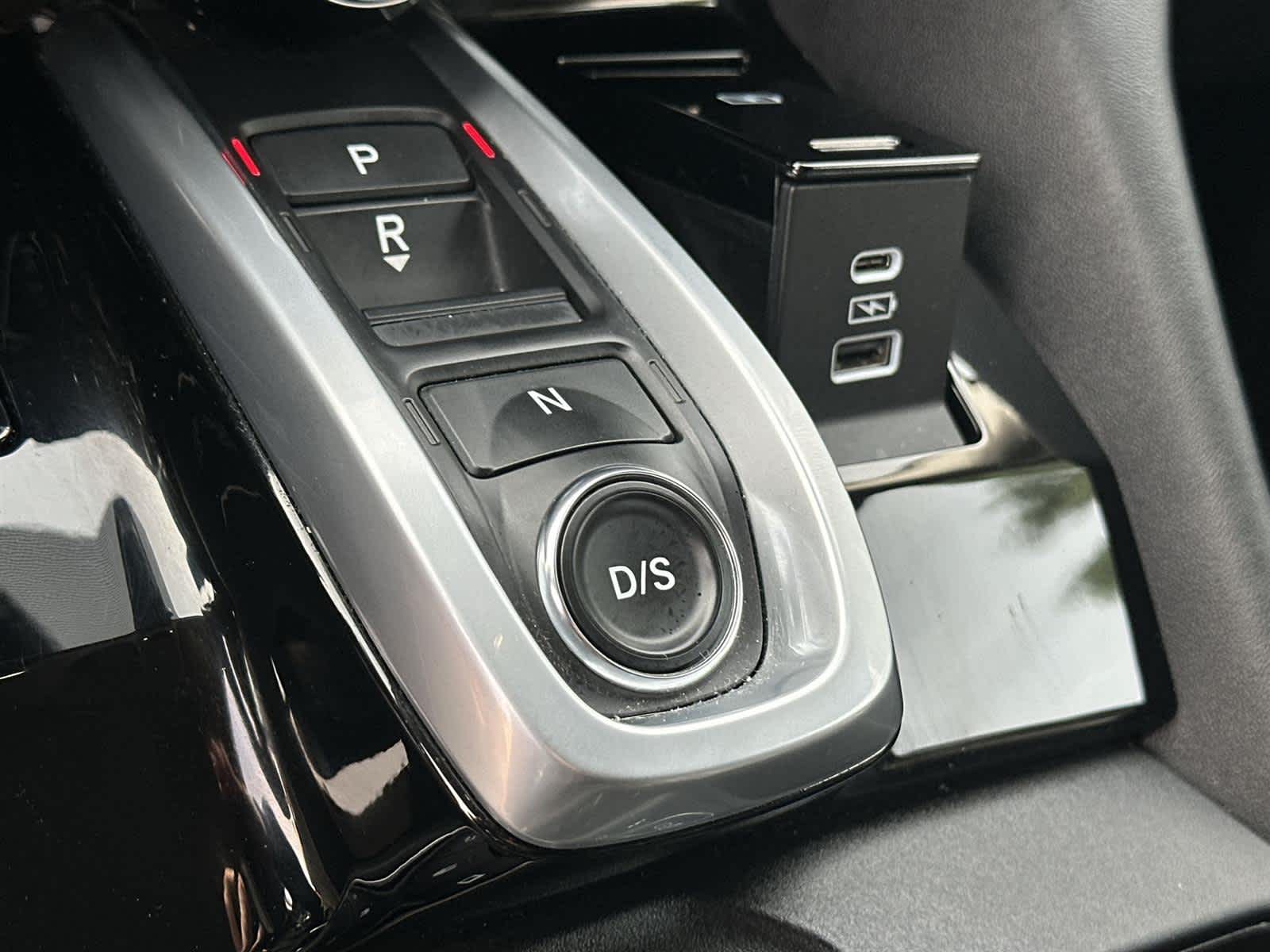 Thumbnail: 2024 Acura MDX - 18