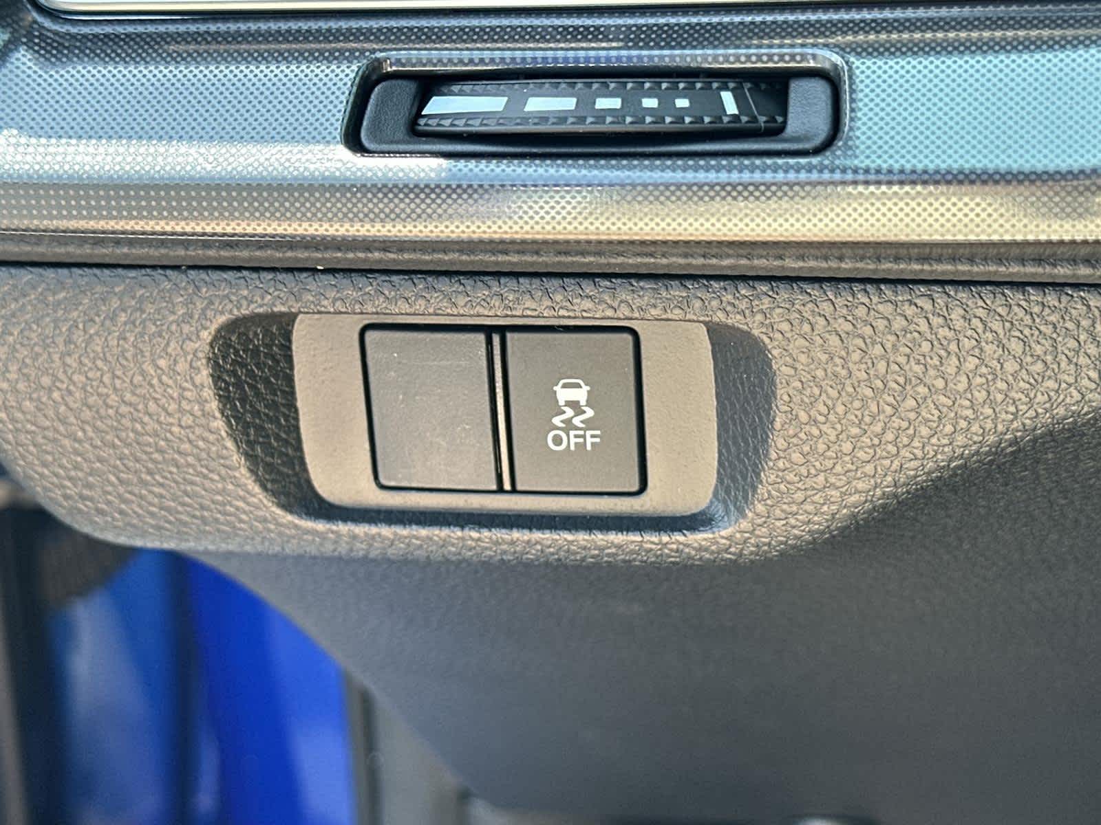 Thumbnail: 2025 Acura Integra - 31