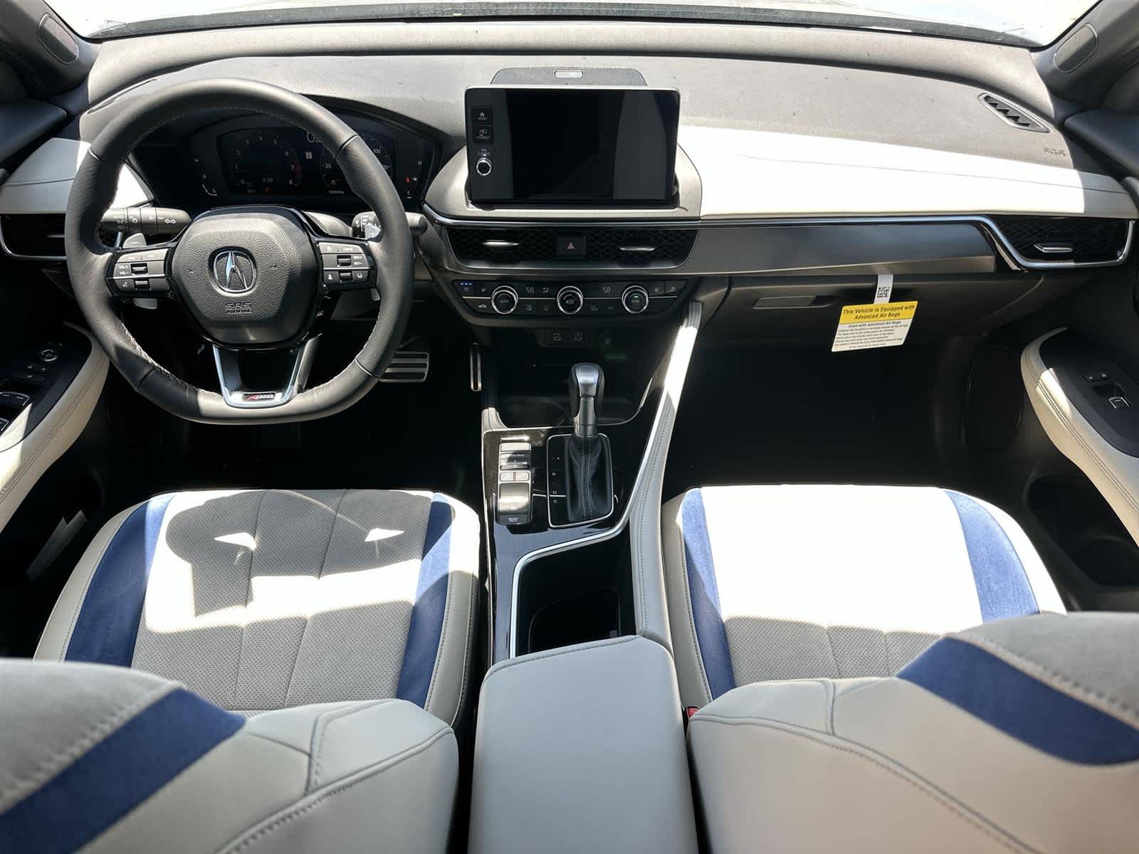 Thumbnail: 2025 Acura ADX - 10