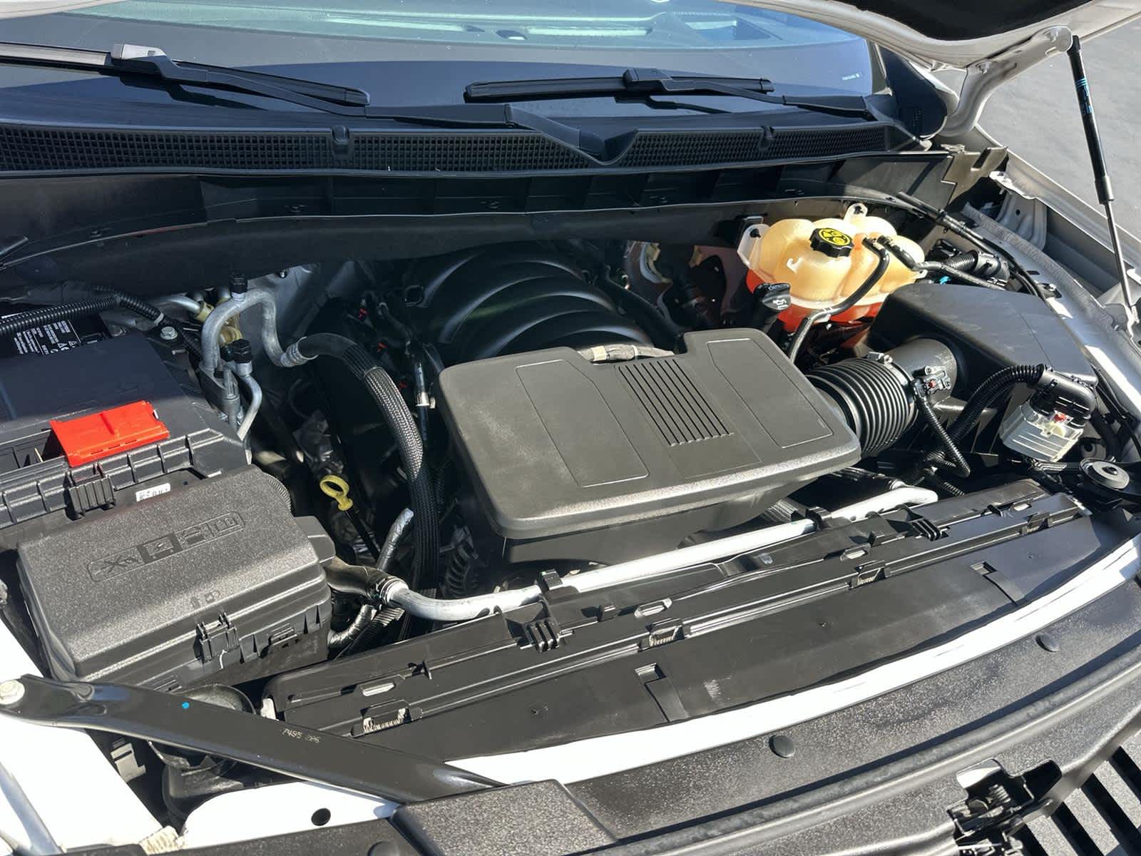 Thumbnail: 2022 Cadillac Escalade - 9