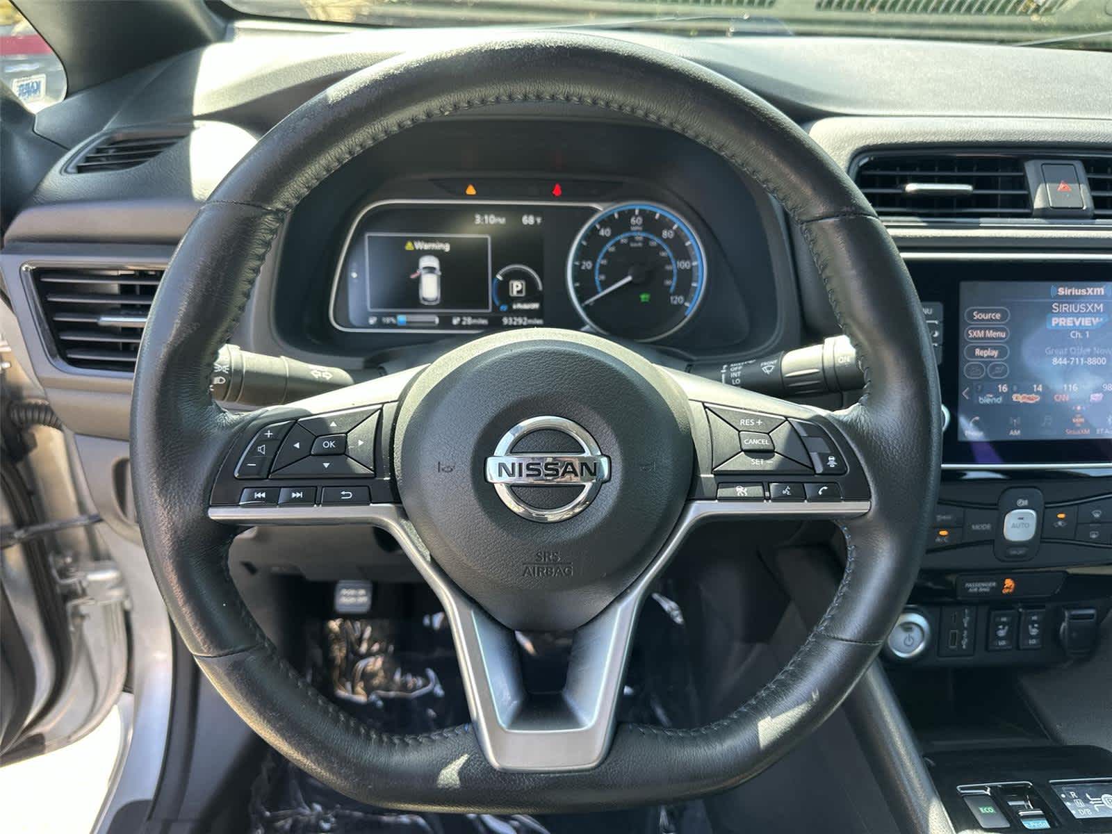Thumbnail: 2022 Nissan Leaf - 16