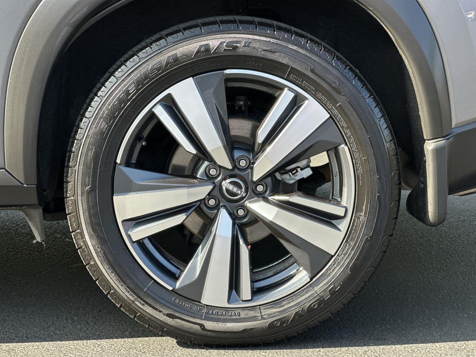 Thumbnail: 2022 Nissan Rogue - 8