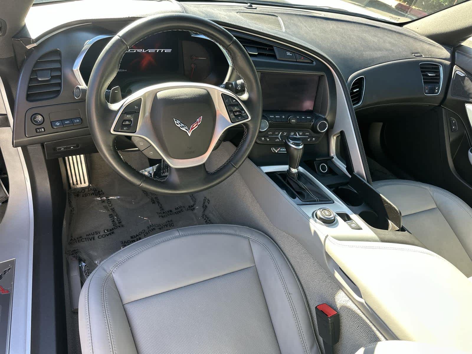 Thumbnail: 2015 Chevrolet Corvette - 10