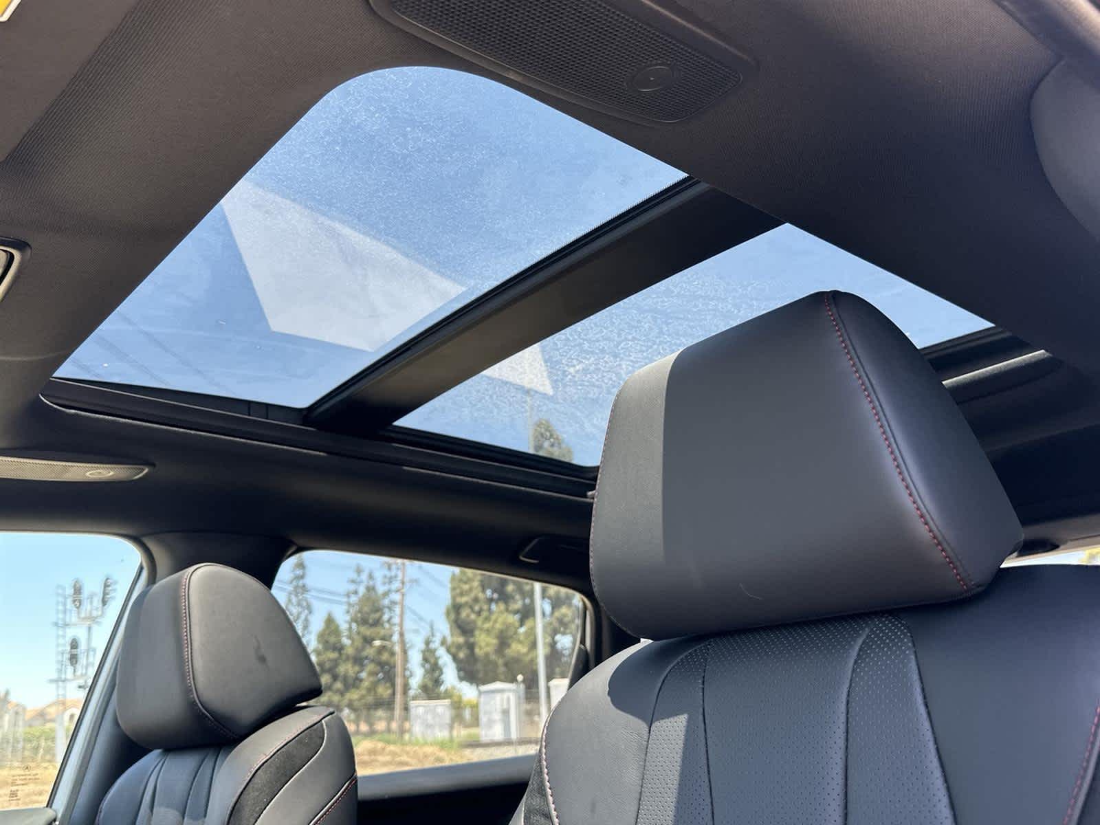 Thumbnail: 2025 Acura ADX - 31