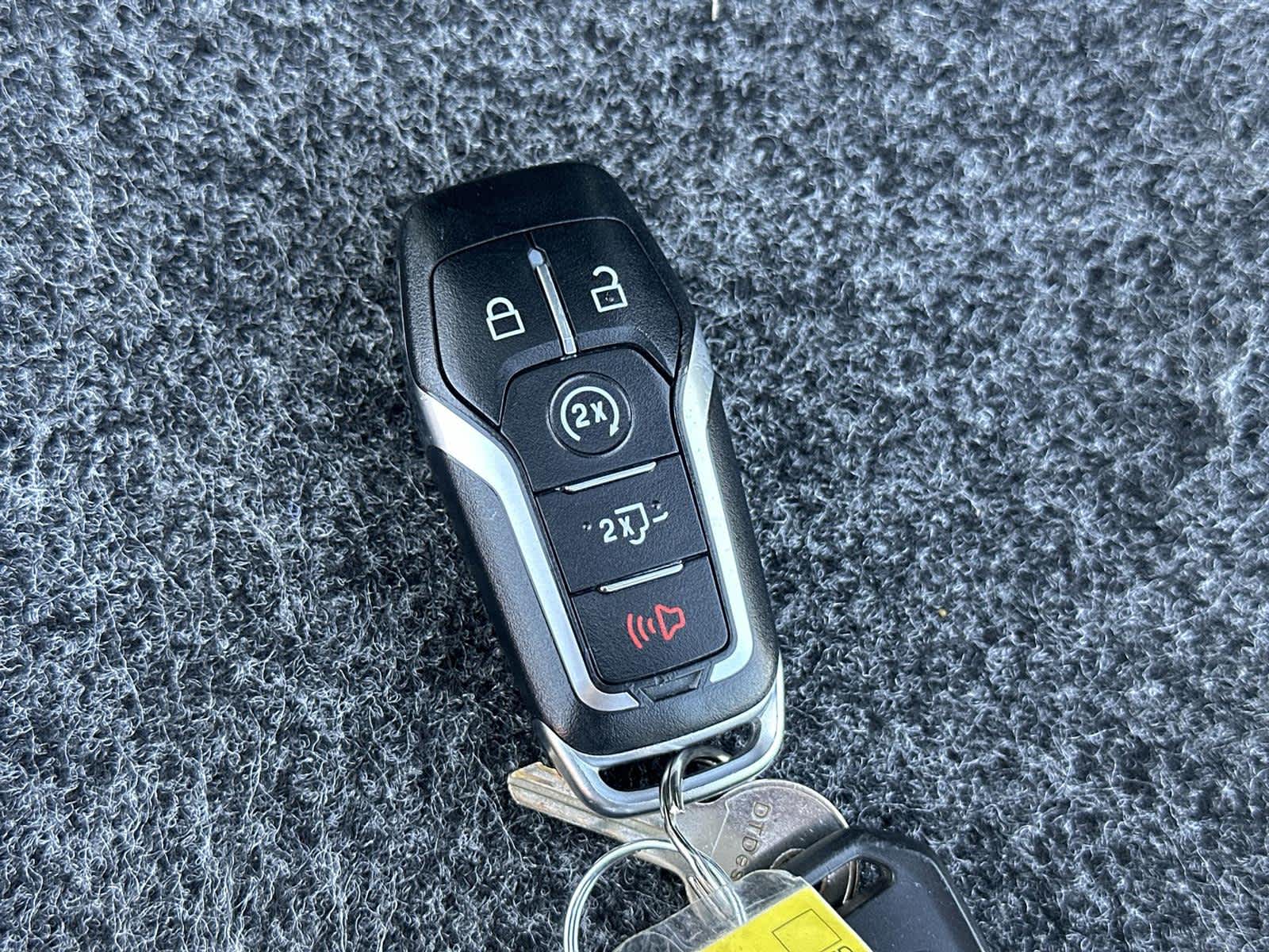 Thumbnail: 2017 Ford F-150 - 21