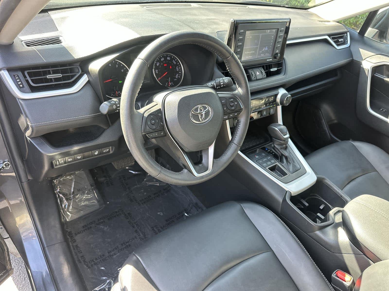 Thumbnail: 2022 Toyota RAV4 - 2