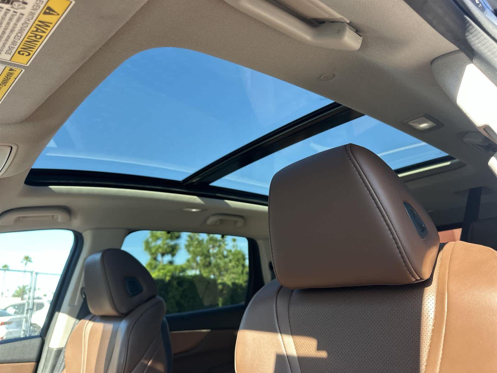 Thumbnail: 2023 Acura MDX - 30