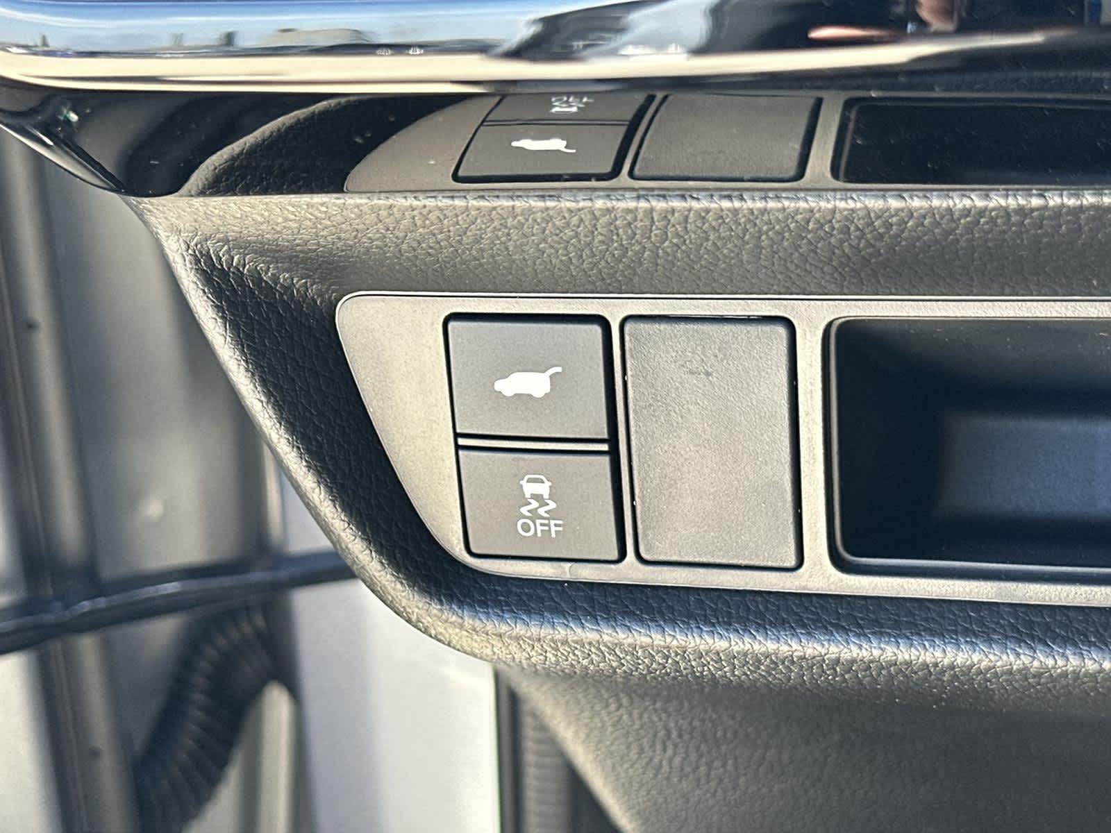 Thumbnail: 2025 Acura ADX - 27