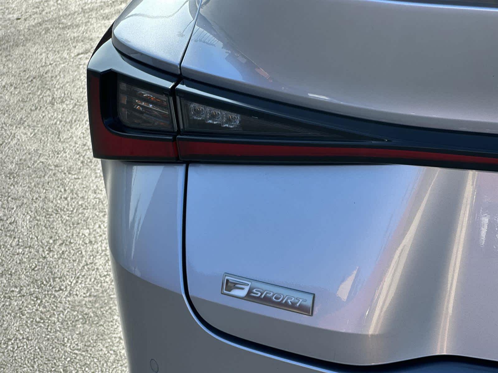 Thumbnail: 2021 Lexus IS - 7