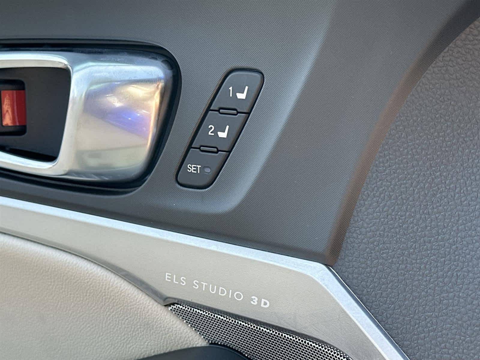 Thumbnail: 2025 Acura Integra - 32