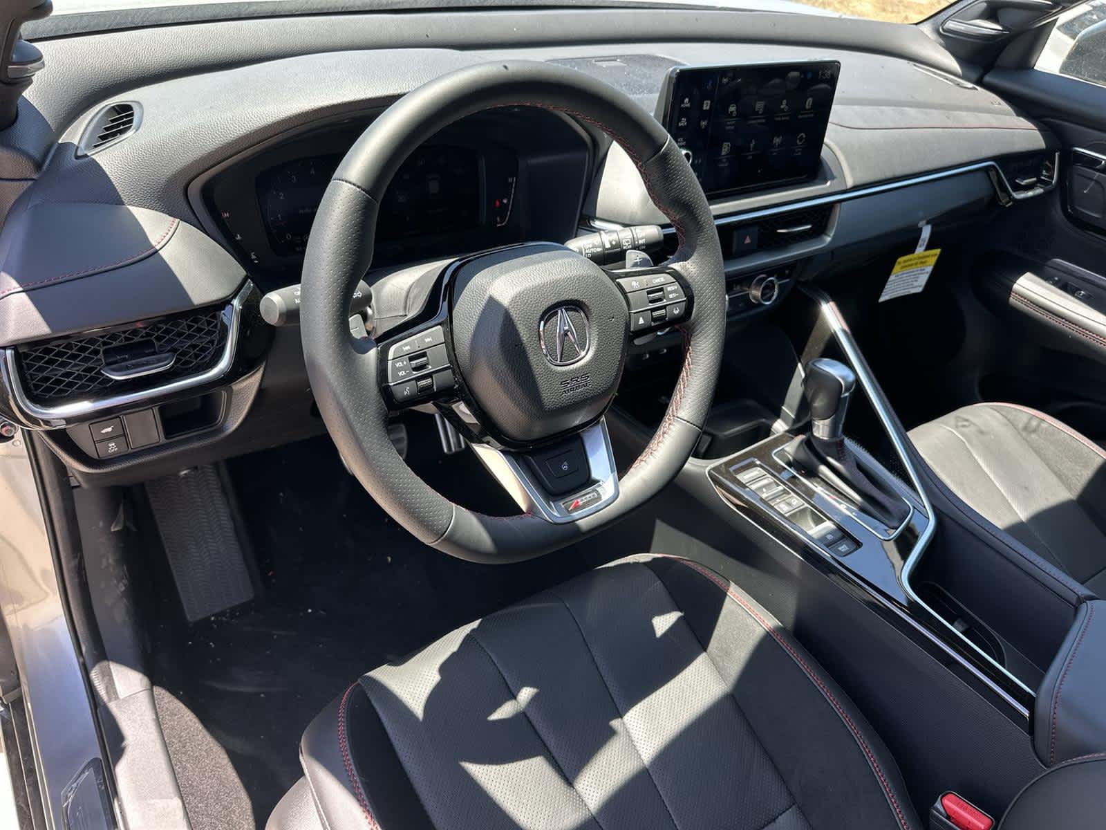 Thumbnail: 2025 Acura ADX - 2