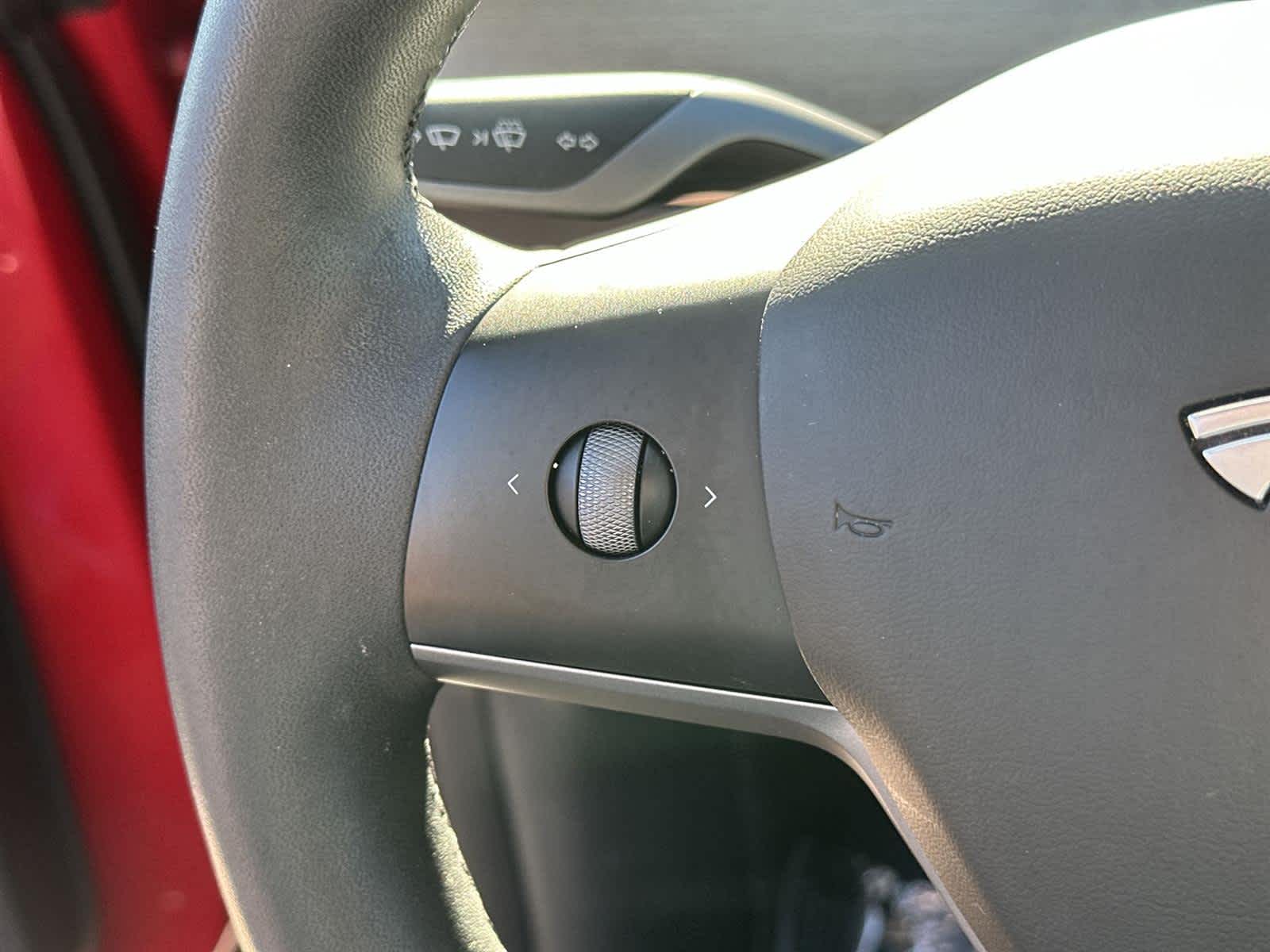 Thumbnail: 2023 Tesla Model Y - 24