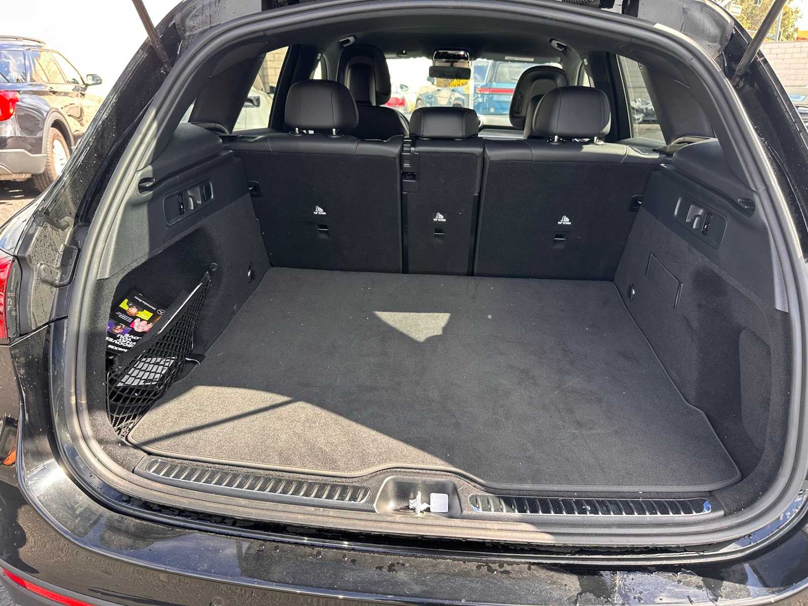 Thumbnail: 2025 Mercedes-Benz GLC - 10