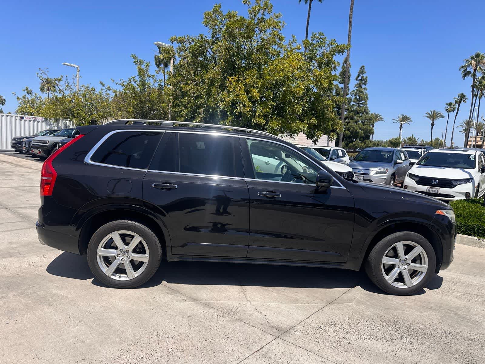 Thumbnail: 2016 Volvo XC90 - 4