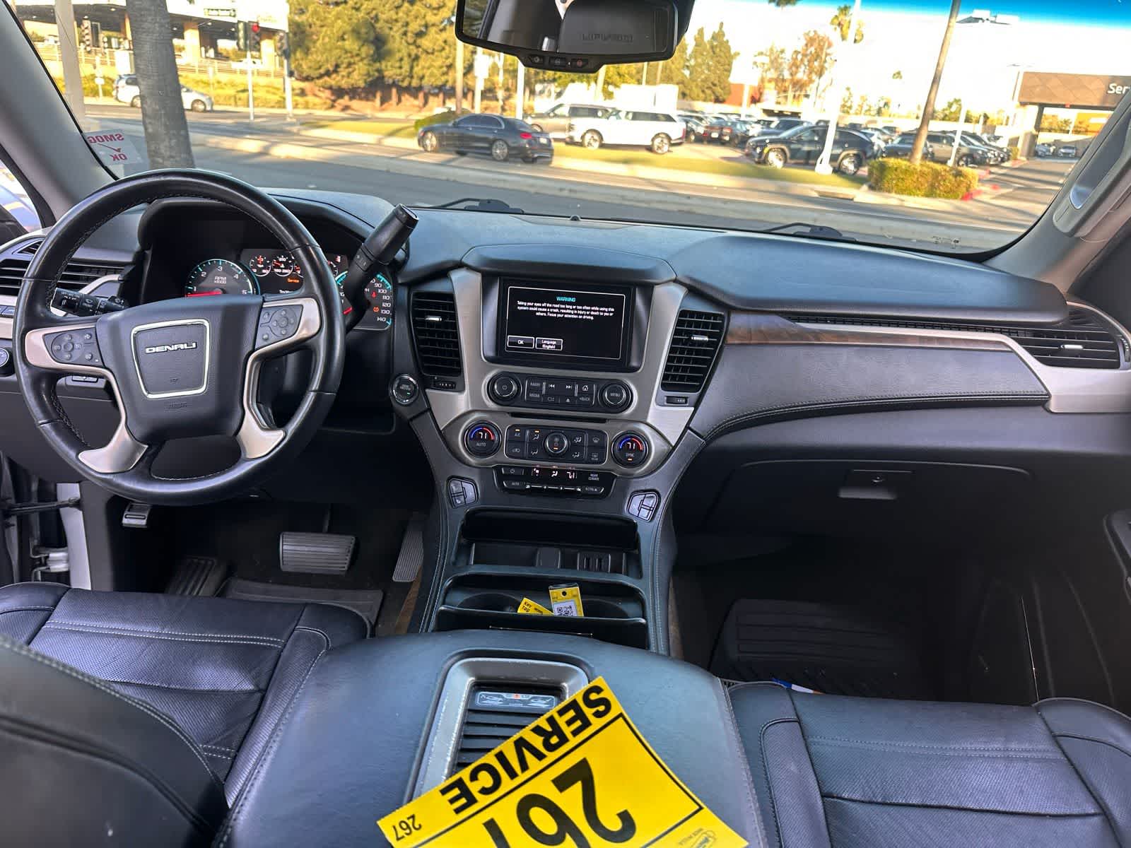 Thumbnail: 2018 GMC Yukon XL - 22