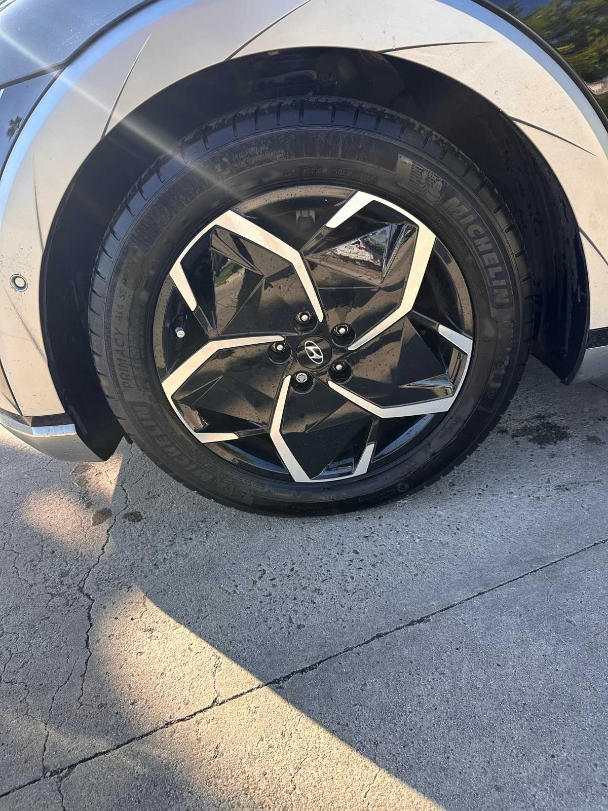 Thumbnail: 2024 Hyundai Ioniq 5 - 9