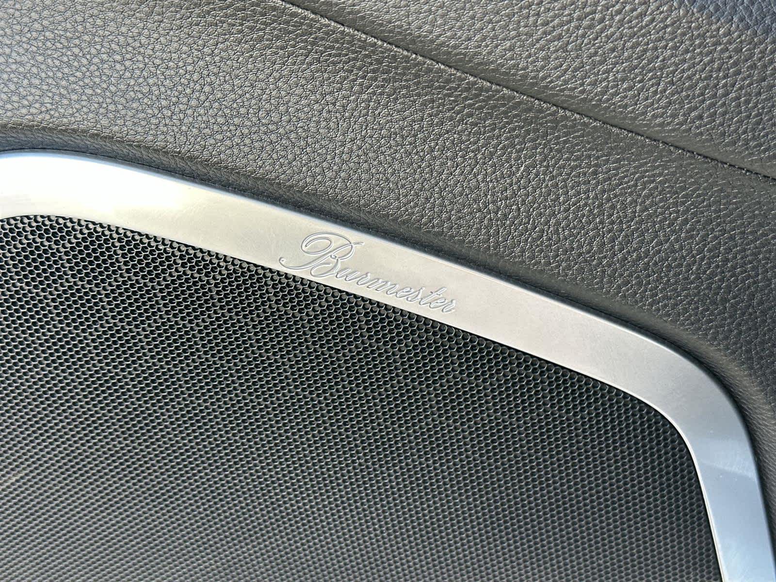 Thumbnail: 2016 Porsche Panamera - 28