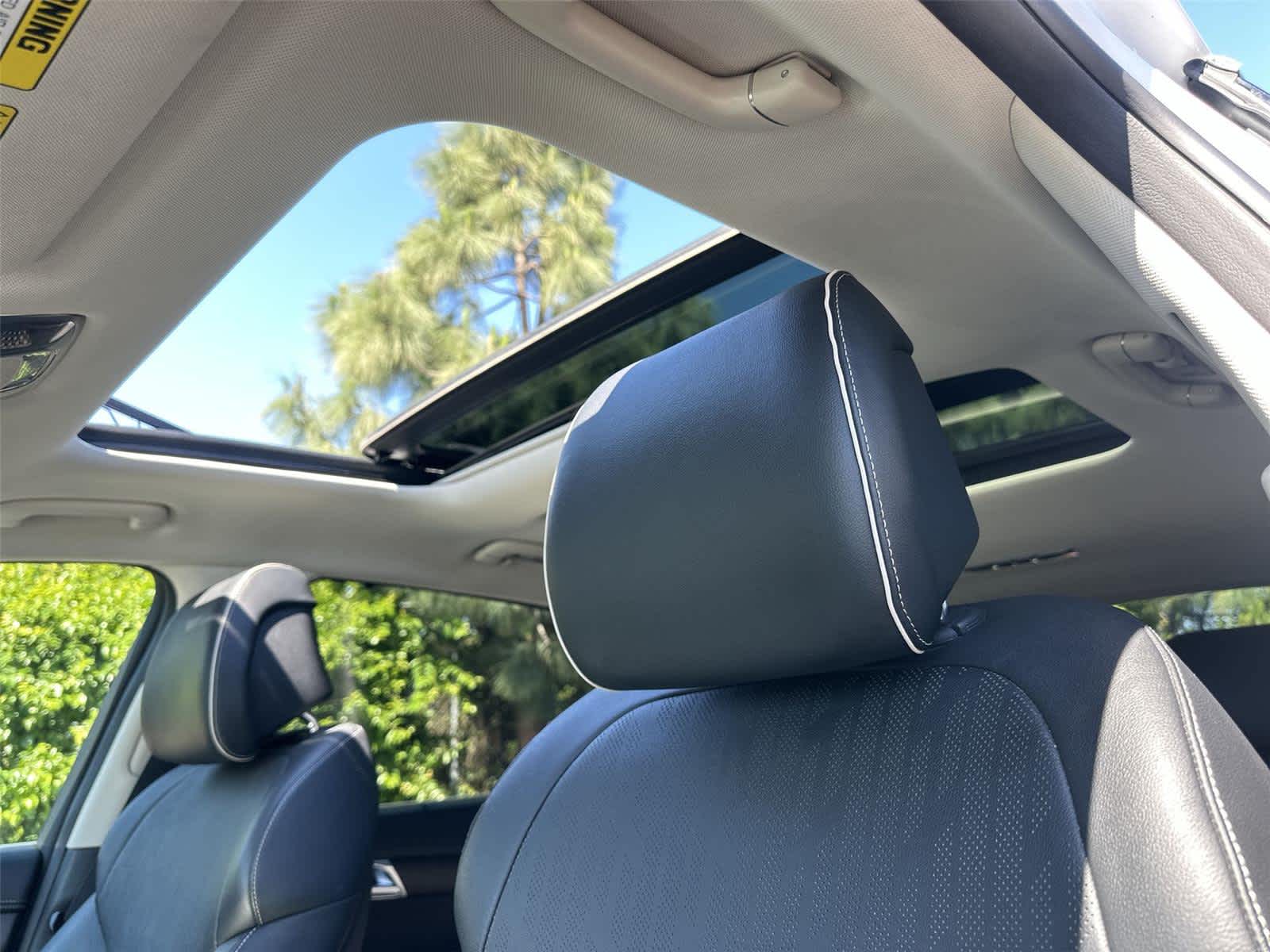 Thumbnail: 2021 Genesis GV80 - 32