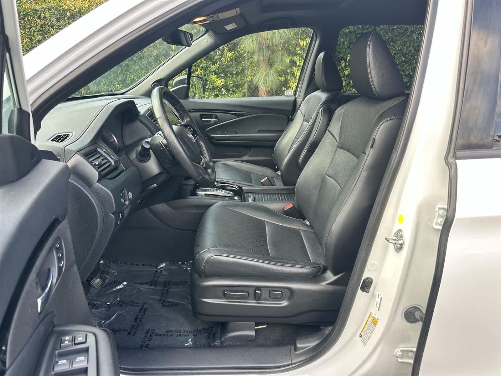 Thumbnail: 2020 Honda Passport - 11