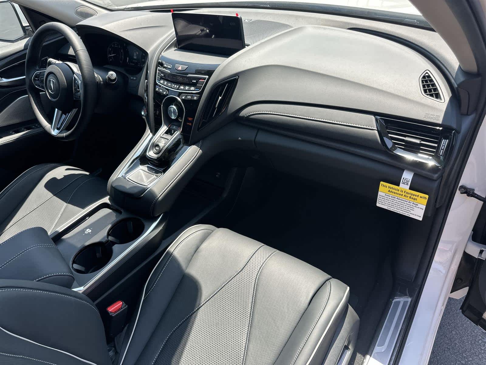 Thumbnail: 2025 Acura RDX - 12
