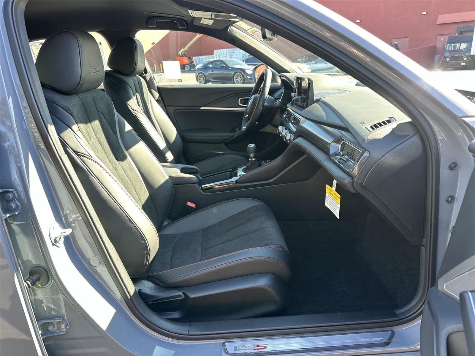 Thumbnail: 2026 Acura Integra - 14