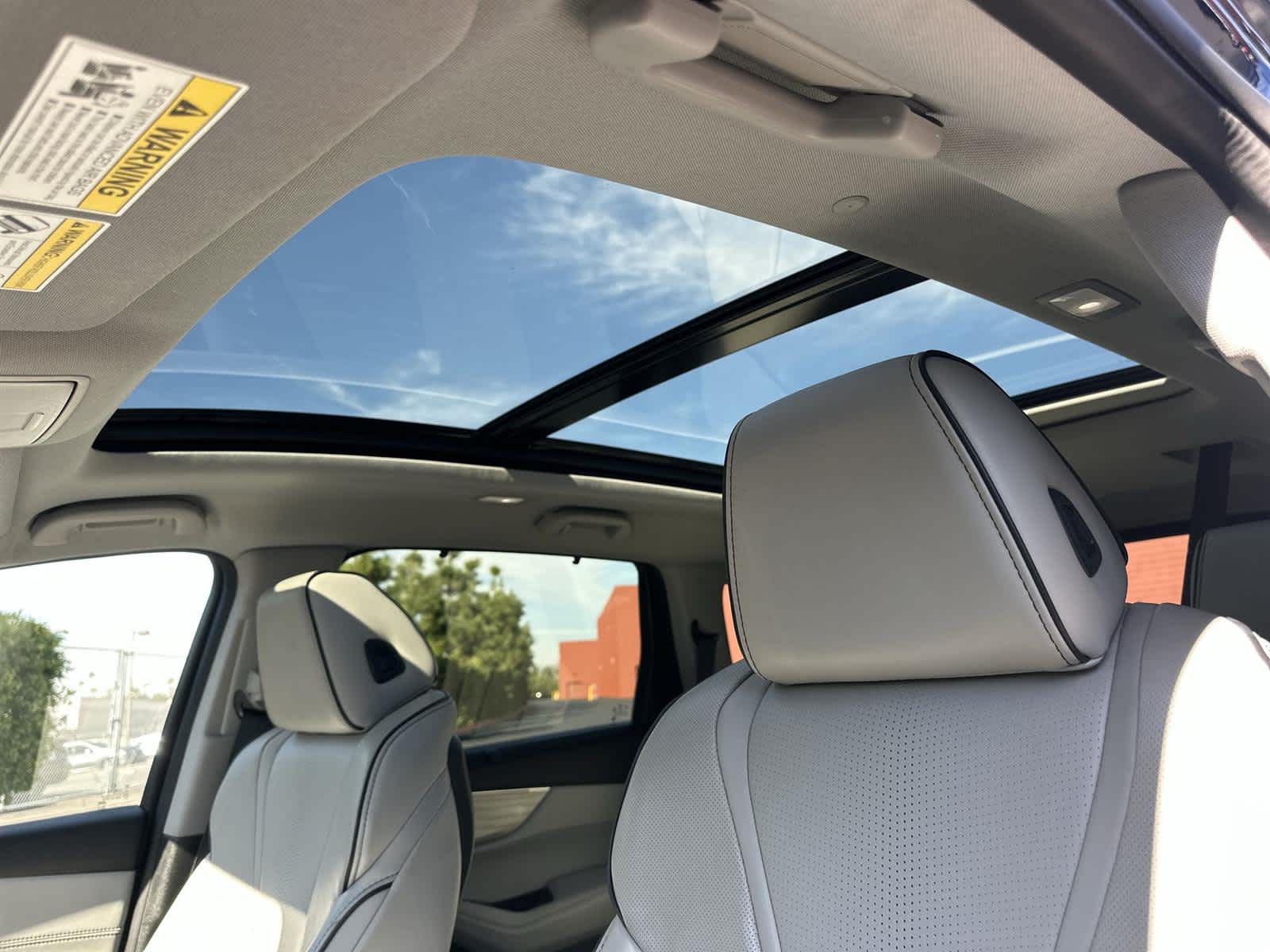 Thumbnail: 2022 Acura MDX - 31