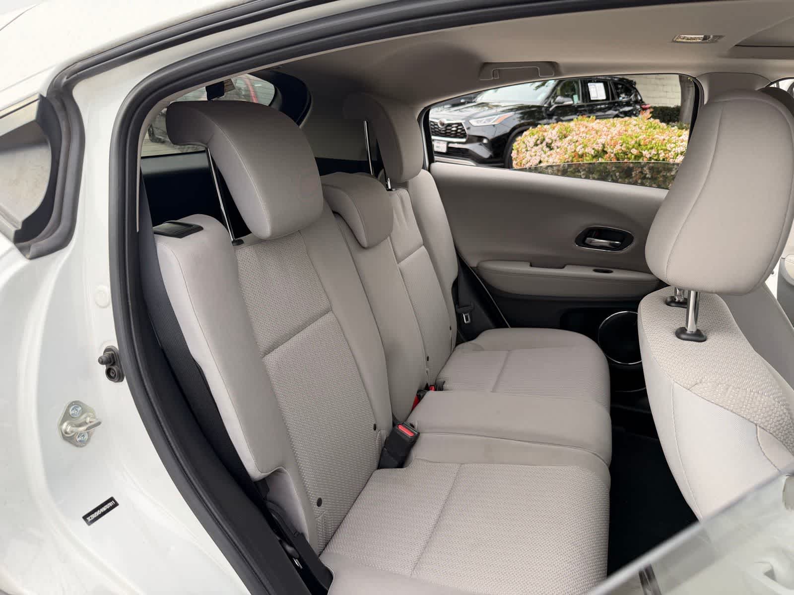 Thumbnail: 2017 Honda HR-V - 11