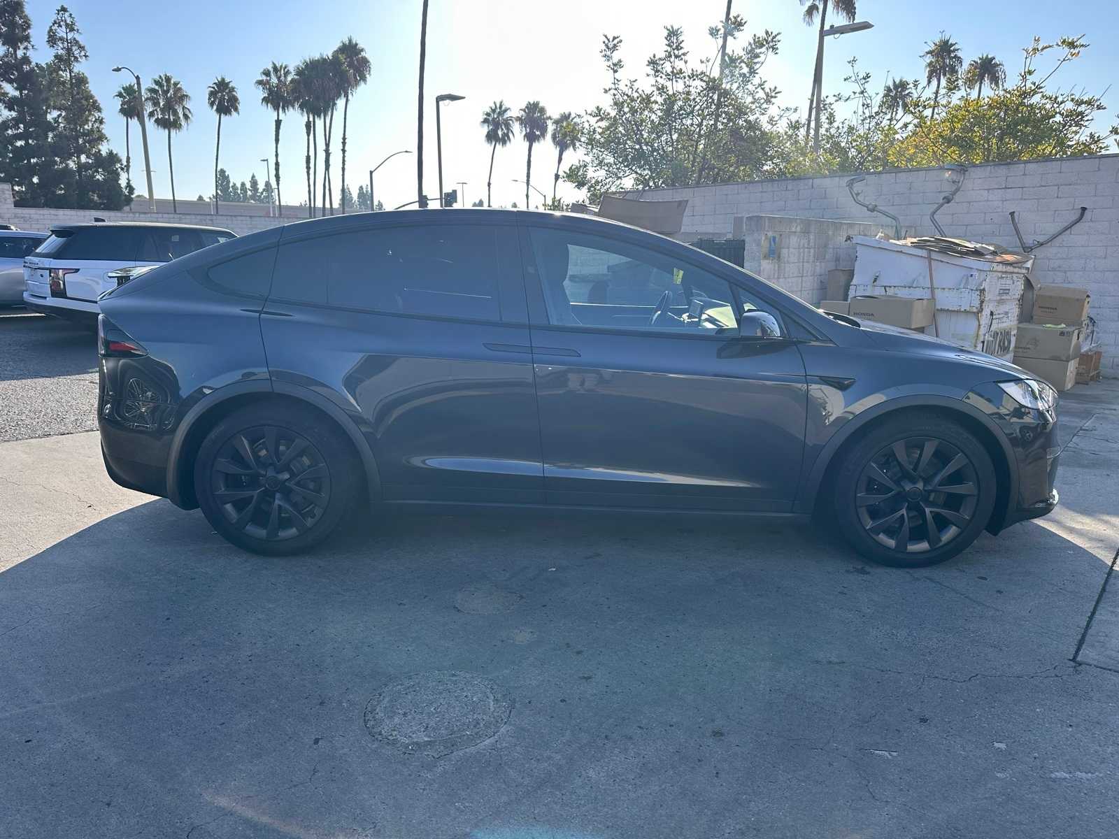Thumbnail: 2024 Tesla Model X - 6