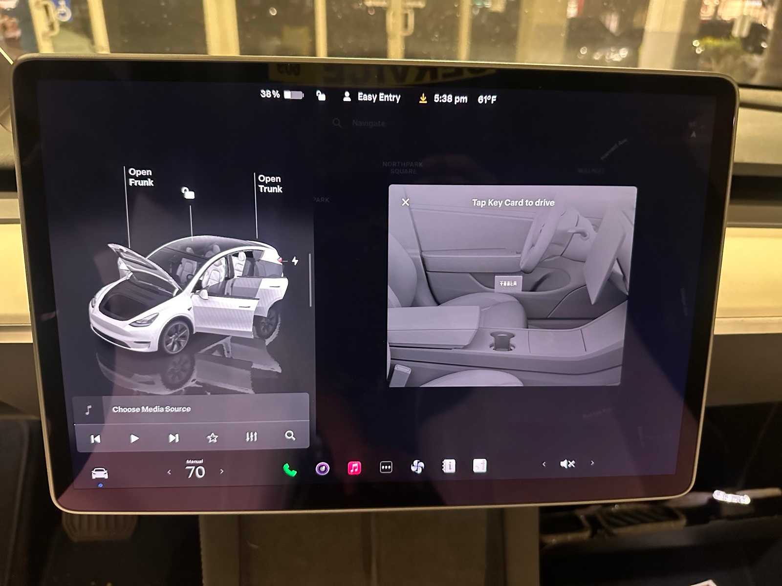 Thumbnail: 2025 Tesla Model Y - 18