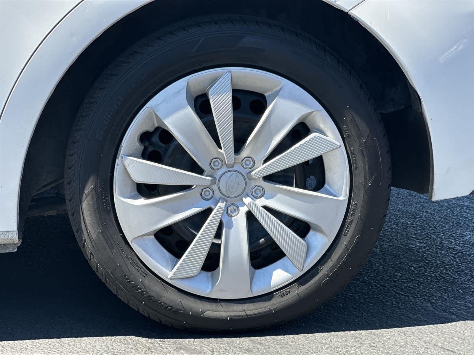 Thumbnail: 2019 Subaru Impreza - 8