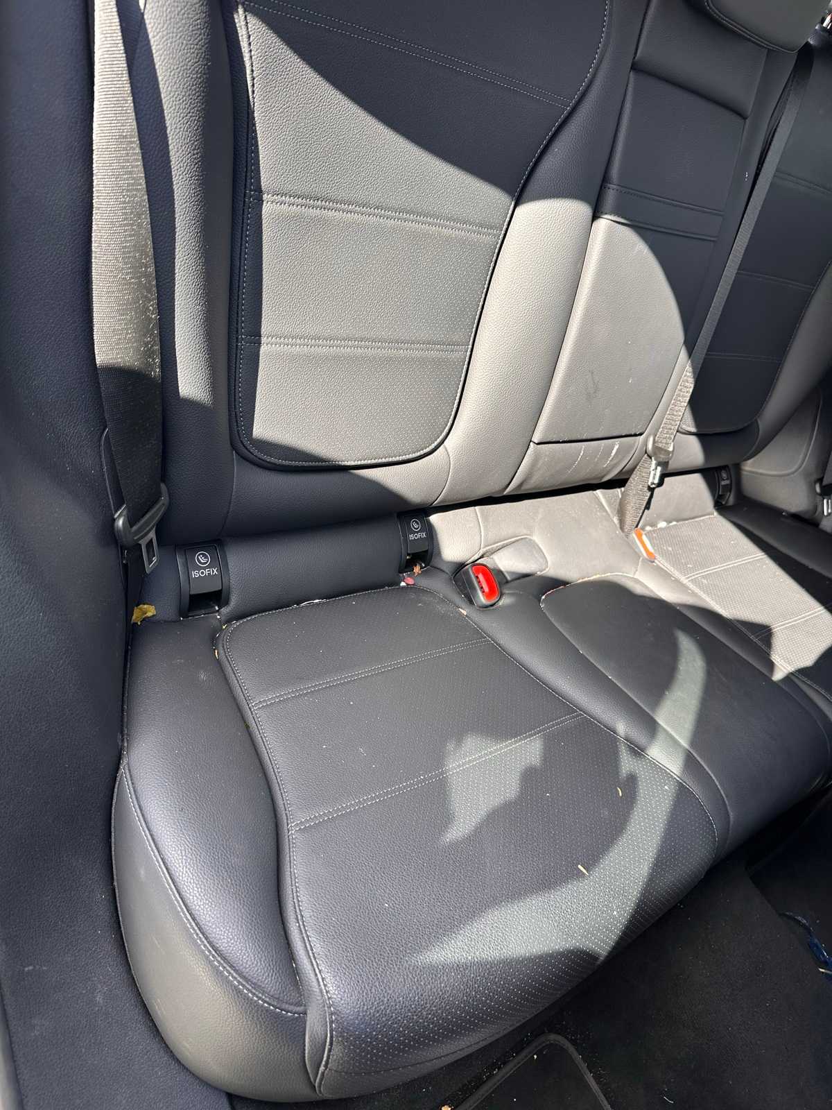 Thumbnail: 2025 Mercedes-Benz GLC - 12