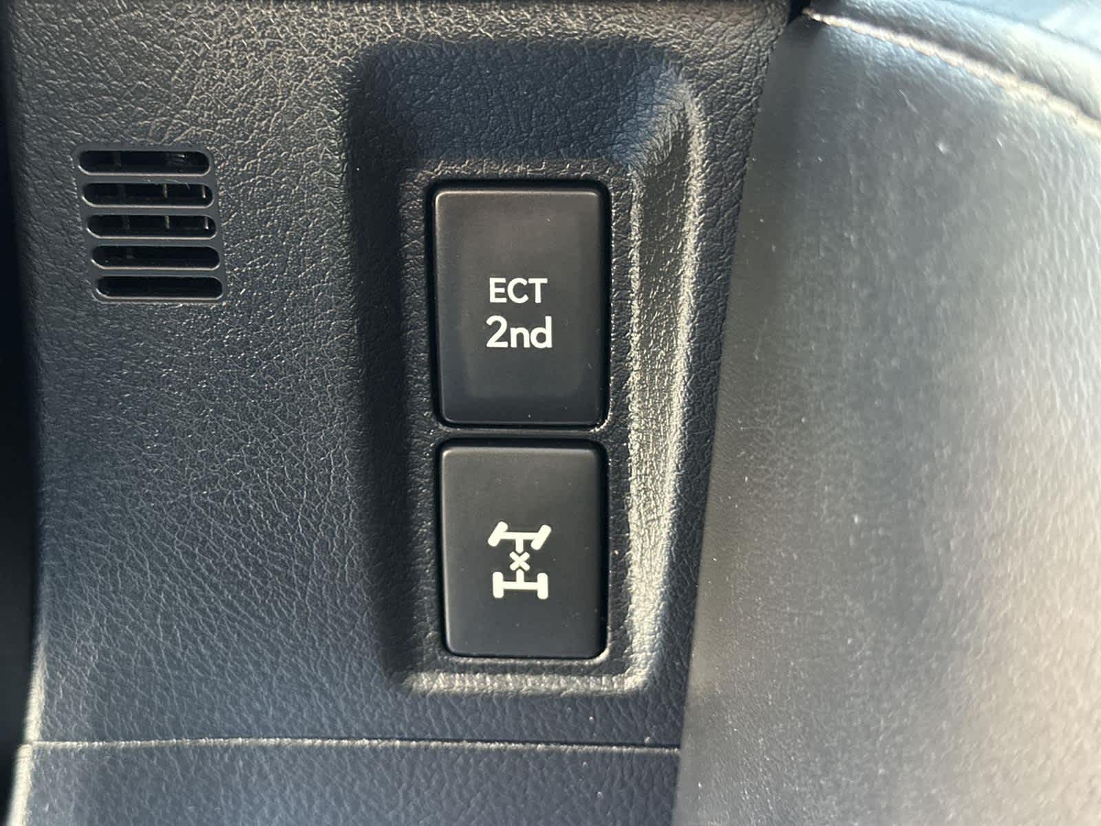 Thumbnail: 2022 Lexus GX - 32