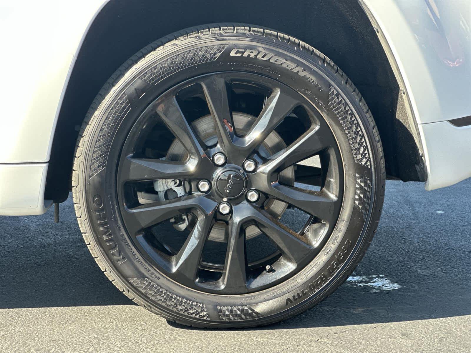 Thumbnail: 2020 Jeep Grand Cherokee - 8